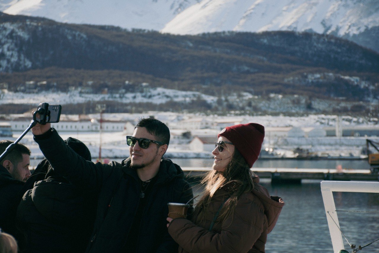 Experiencia de navegación por el Canal Beagle desde Ushuaia